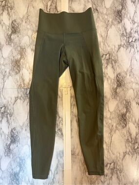 Old Navy Olive High-Waist Performance athletic Leggings